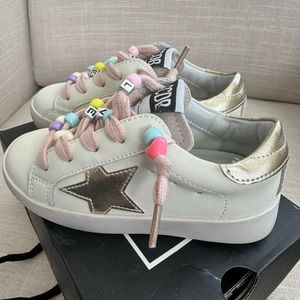 White/Gold/Pink Beaded Star Sneaker (Toddler Size 26/Toddler 9)